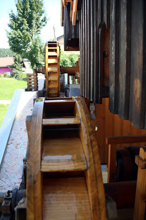 Pulvermacher Museum