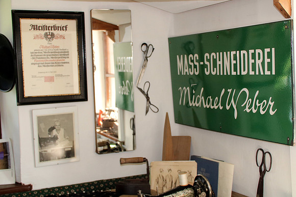 Pulvermacher Museum