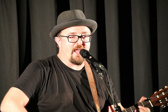 Musikkabarettist Helmut A. Binser