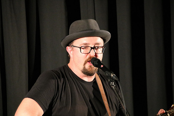 Musikkabarettist Helmut A. Binser