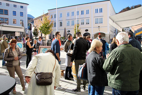19. 10. 2019 Eröffnung "Halleiner Kisterl"