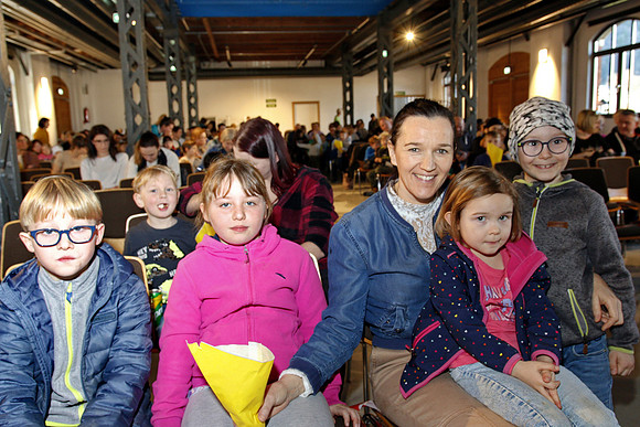Dinosaurier-Theater im Ziegelstadel