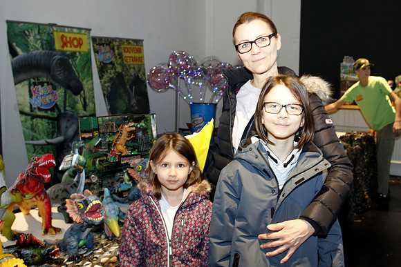 Dinosaurier-Theater im Ziegelstadel