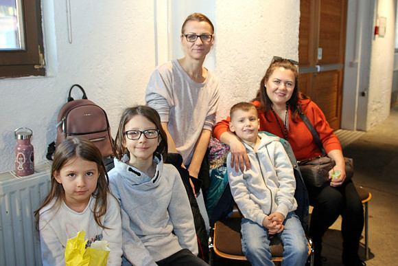Dinosaurier-Theater im Ziegelstadel