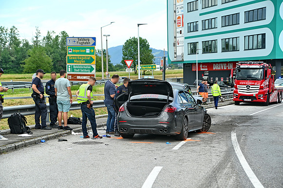 Schwerer Unfall in der Franz-Brötzner-Straße