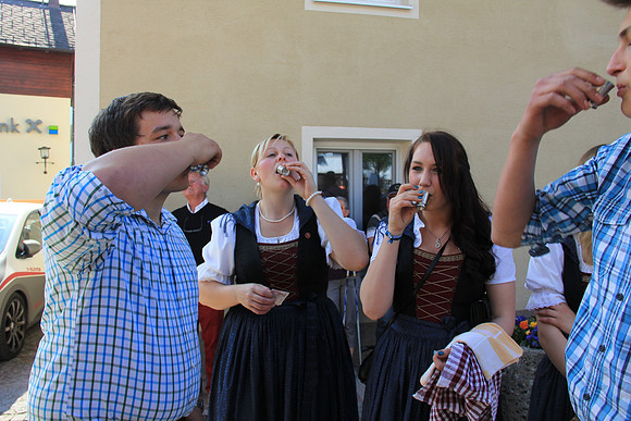01.05.2014 Maibaumaufstellen Bad Vigaun