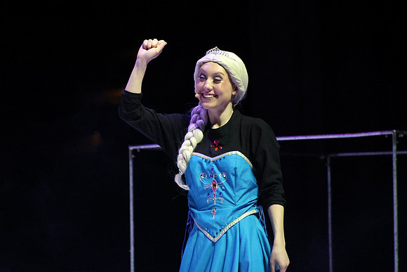 Die Eiskönigin -  Schlittschuh-Ensemble