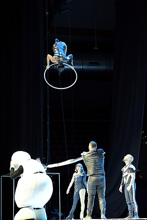 Die Eiskönigin -  Schlittschuh-Ensemble