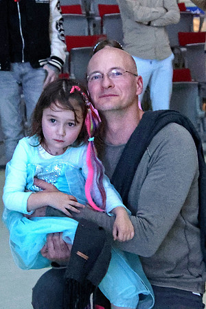 Die Eiskönigin -  Schlittschuh-Ensemble