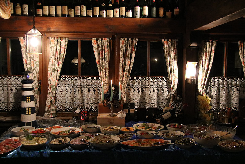 Heringschmausbuffet im Gasthof Hohlwegwirt