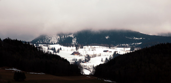 Sturmfront über Hallein