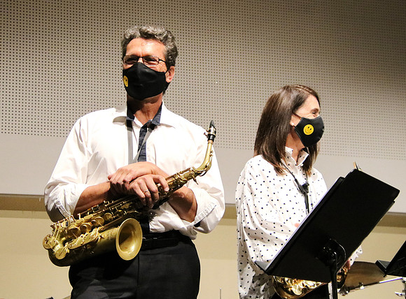 Sax & Smile