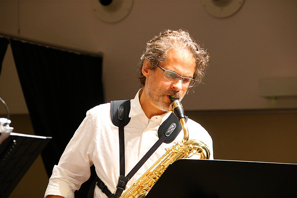 Sax & Smile