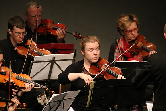 Halleiner Kammerorchester mit Luigi Morleo und Jakob Mancinelli