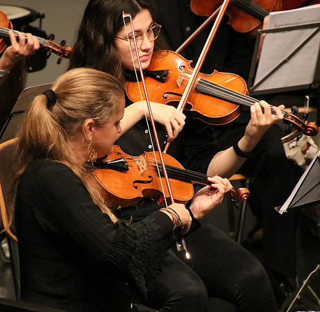 Halleiner Kammerorchester mit Luigi Morleo und Jakob Mancinelli