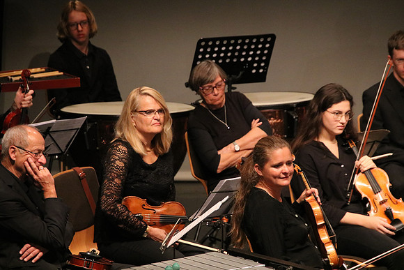 Halleiner Kammerorchester mit Luigi Morleo und Jakob Mancinelli