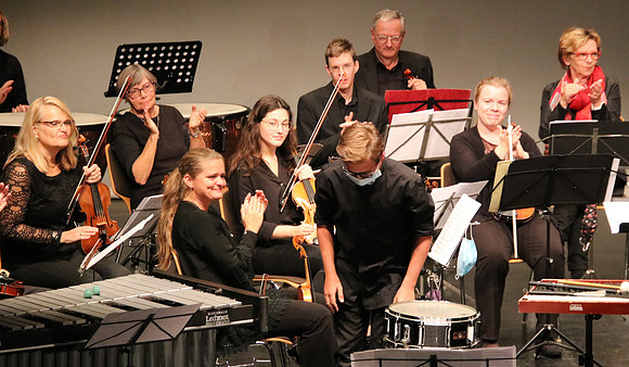 Halleiner Kammerorchester mit Luigi Morleo und Jakob Mancinelli