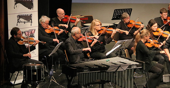 Halleiner Kammerorchester mit Luigi Morleo und Jakob Mancinelli