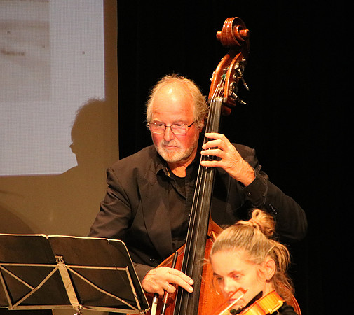 Halleiner Kammerorchester mit Luigi Morleo und Jakob Mancinelli