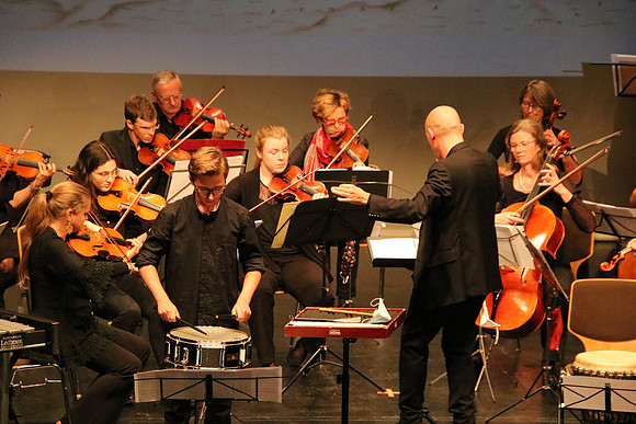 Halleiner Kammerorchester mit Luigi Morleo und Jakob Mancinelli