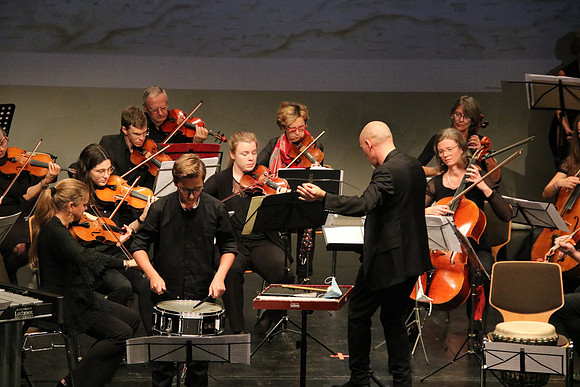 Halleiner Kammerorchester mit Luigi Morleo und Jakob Mancinelli