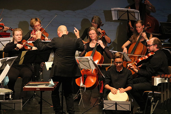 Halleiner Kammerorchester mit Luigi Morleo und Jakob Mancinelli