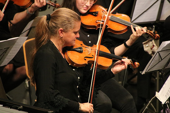 Halleiner Kammerorchester mit Luigi Morleo und Jakob Mancinelli