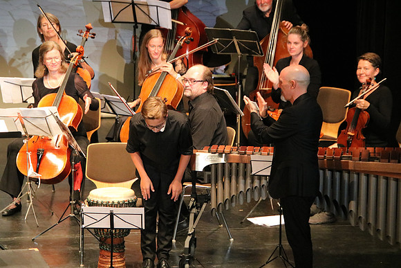 Halleiner Kammerorchester mit Luigi Morleo und Jakob Mancinelli