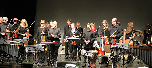 Halleiner Kammerorchester mit Luigi Morleo und Jakob Mancinelli