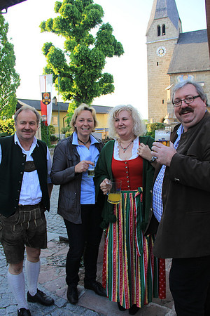 01.05.2014 Maibaumaufstellen Bad Vigaun