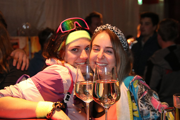 Brandheiße Partynight 2022