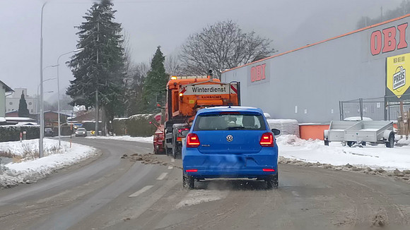 Die orangenen Engel von Hallein