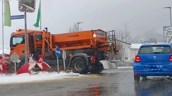 Die orangenen Engel von Hallein