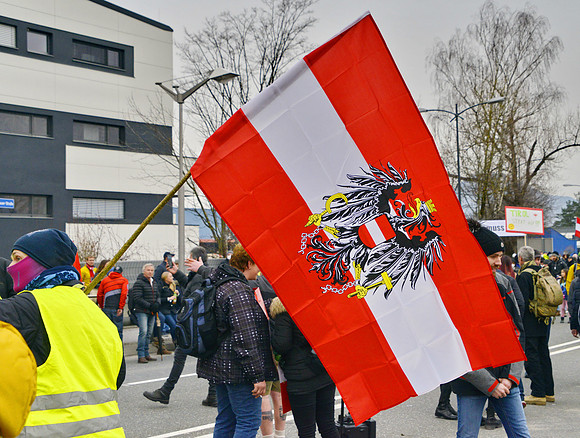 Grenzübergreifende Demo