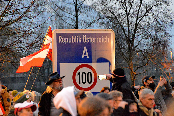 Grenzübergreifende Demo