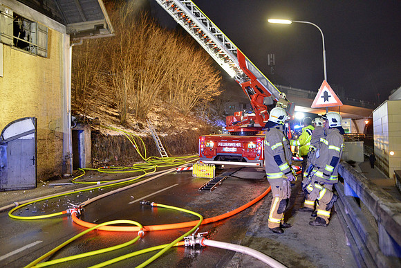 13.01.2022 Dachstuhlbrand in Hallein