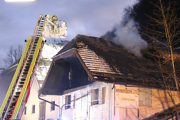 13.01.2022 Dachstuhlbrand in Hallein