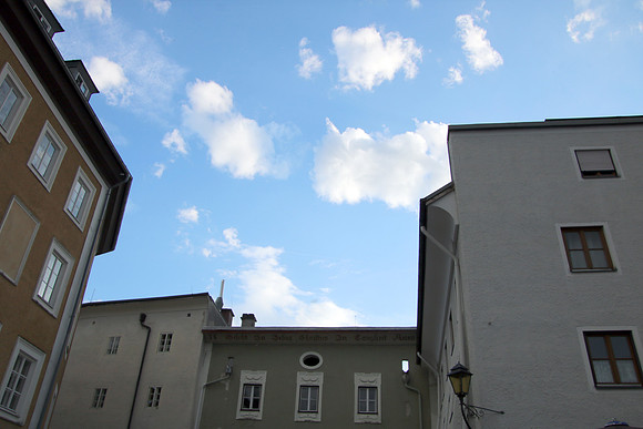 Benefitzkonzert & Ital. Markt in Hallein