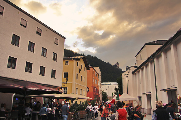 Benefitzkonzert & Ital. Markt in Hallein