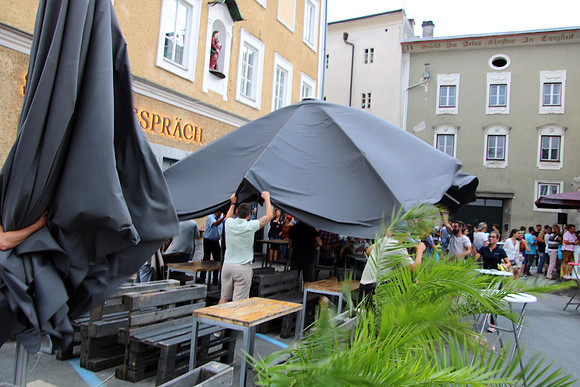 Benefitzkonzert & Ital. Markt in Hallein