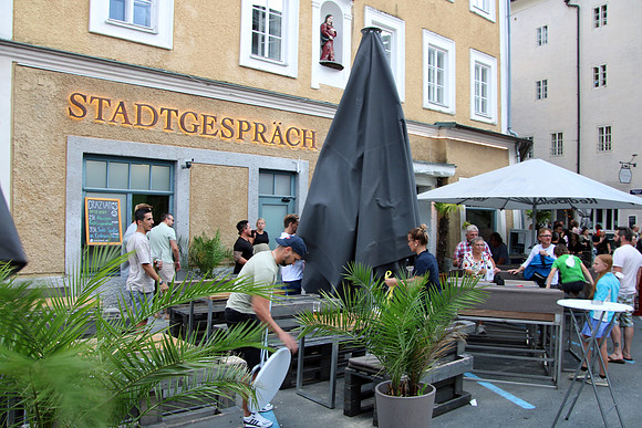 Benefitzkonzert & Ital. Markt in Hallein