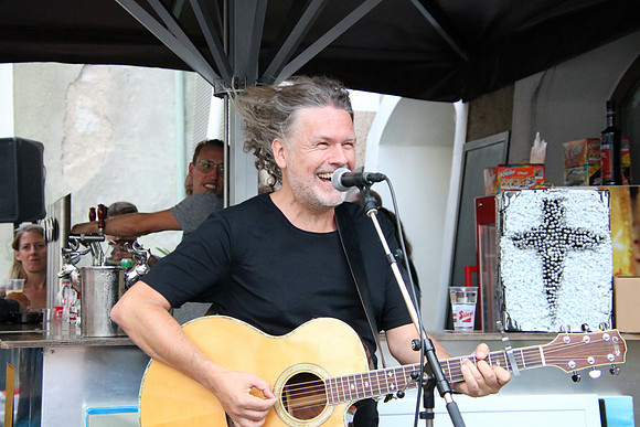 Benefitzkonzert & Ital. Markt in Hallein