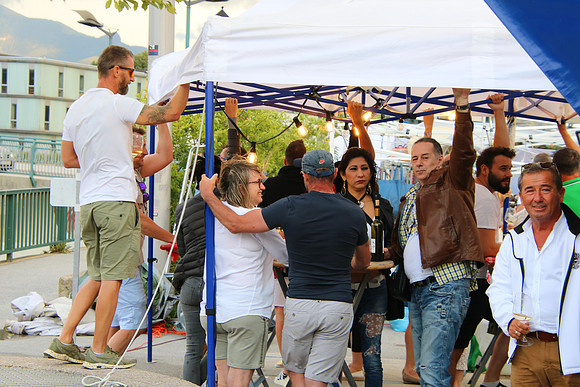 Benefitzkonzert & Ital. Markt in Hallein