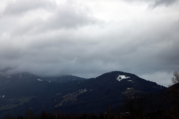 Sturmfront über Hallein