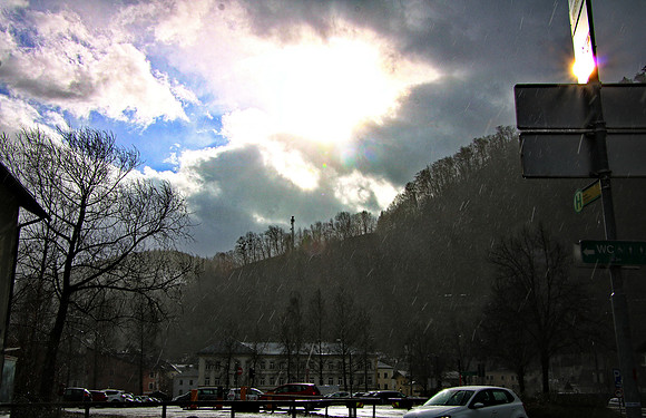 Sturmfront über Hallein