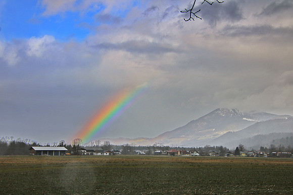 Sturmfront über Hallein