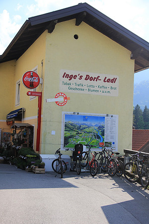 01.05.2014 Maibaumaufstellen Bad Vigaun