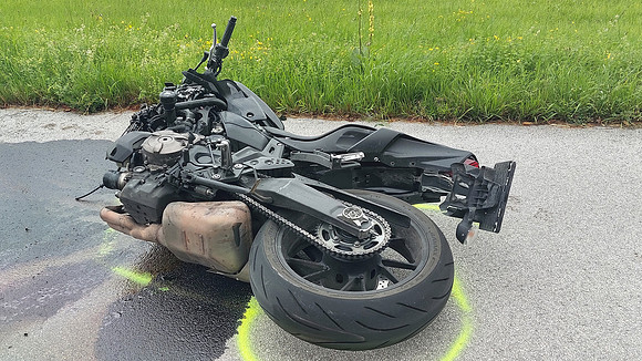 08.07.2022 Schwerer Verkehrsunfall auf L237
