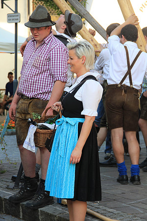 01.05.2014 Maibaumaufstellen Bad Vigaun