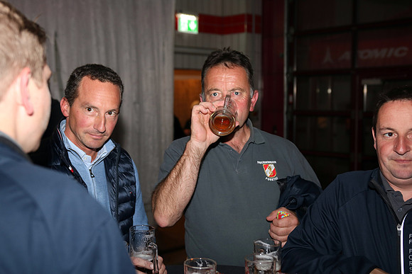 Brandheiße Partynight 2022